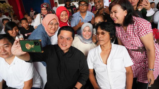 Menteri Badan Usaha Milik Negara (BUMN) Erick Thohir di Graha Pena 98, Minggu (19/2/2023)