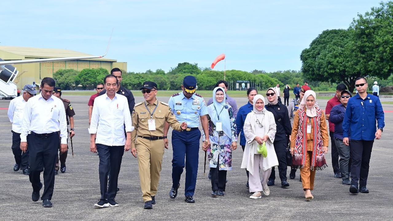 "Kalau ndak ada pompa (tanam) satu tahun sekali. Selama ini ada pompa, alhamdulillah, bisa sampai tiga kali kalau hasilnya merata," ucap Andi. <br>