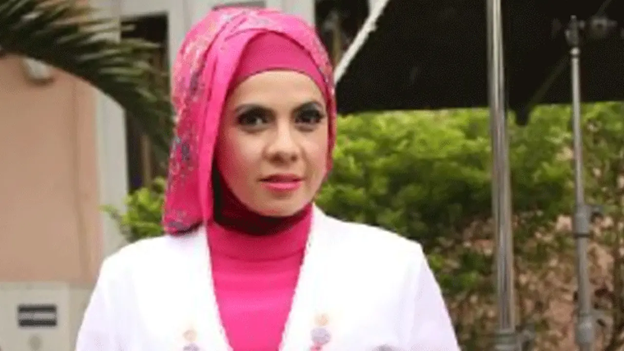 Devia Sherly