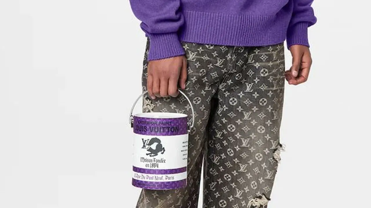 Louis Vuitton Rilis Tas Unik Berbentuk Kaleng Cat Seharga Rp42 Juta