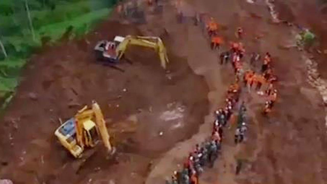 Alat Berat Dikerahkan Cari 26 Korban Longsor di Ponorogo