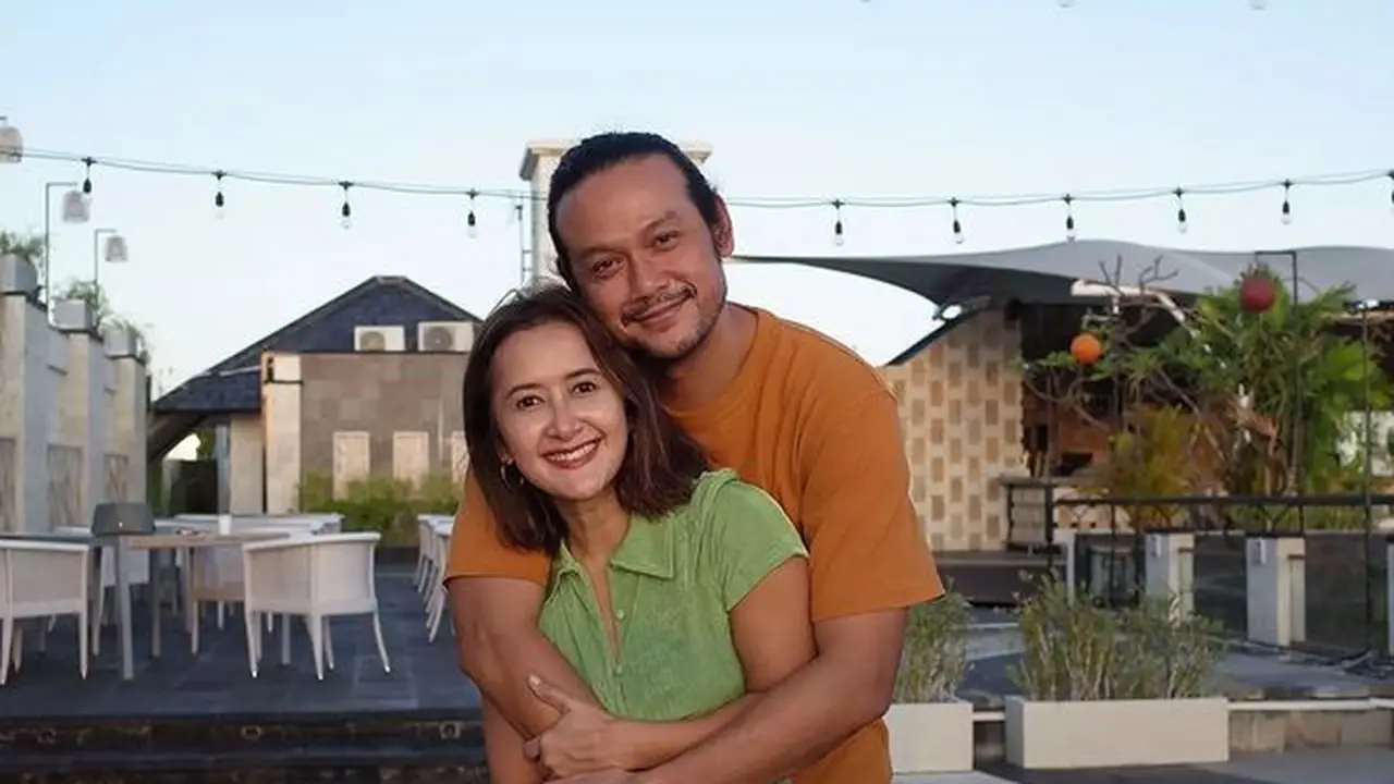 [Fimela] Widi Mulia dan Dwi Sasono