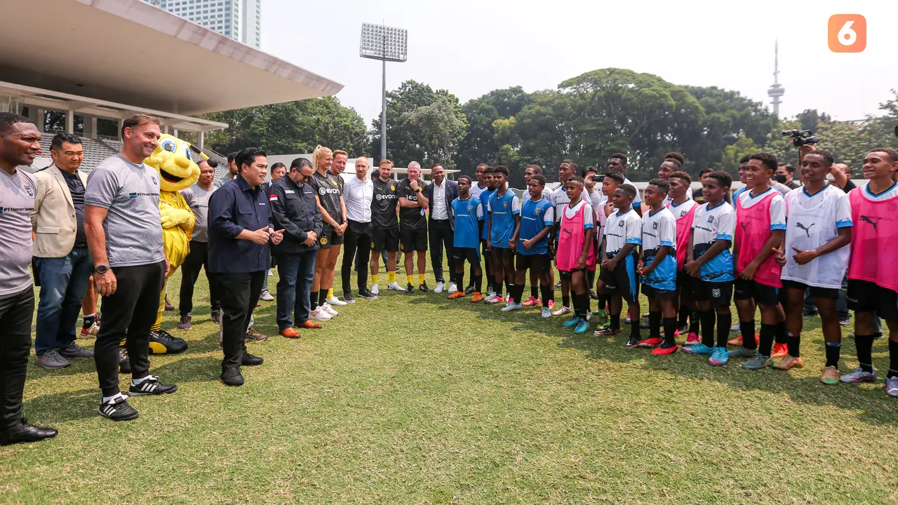 Foto: Keseruan Coaching Clinic Bareng Borussia Dortmund, Dibimbing Langsung oleh Tiga Legenda Die Borussen