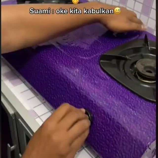 Warganet Tanpilkan Rumahnya yang Serba Ungu, Termasuk Perabotan sampai Peralatan Dapur