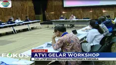 Yudi Latif mengatakan perlunya nilai-nilai Pancasila kepada mahasiswa, khusus di bidang media karena media bisa mempererat persatuan.
