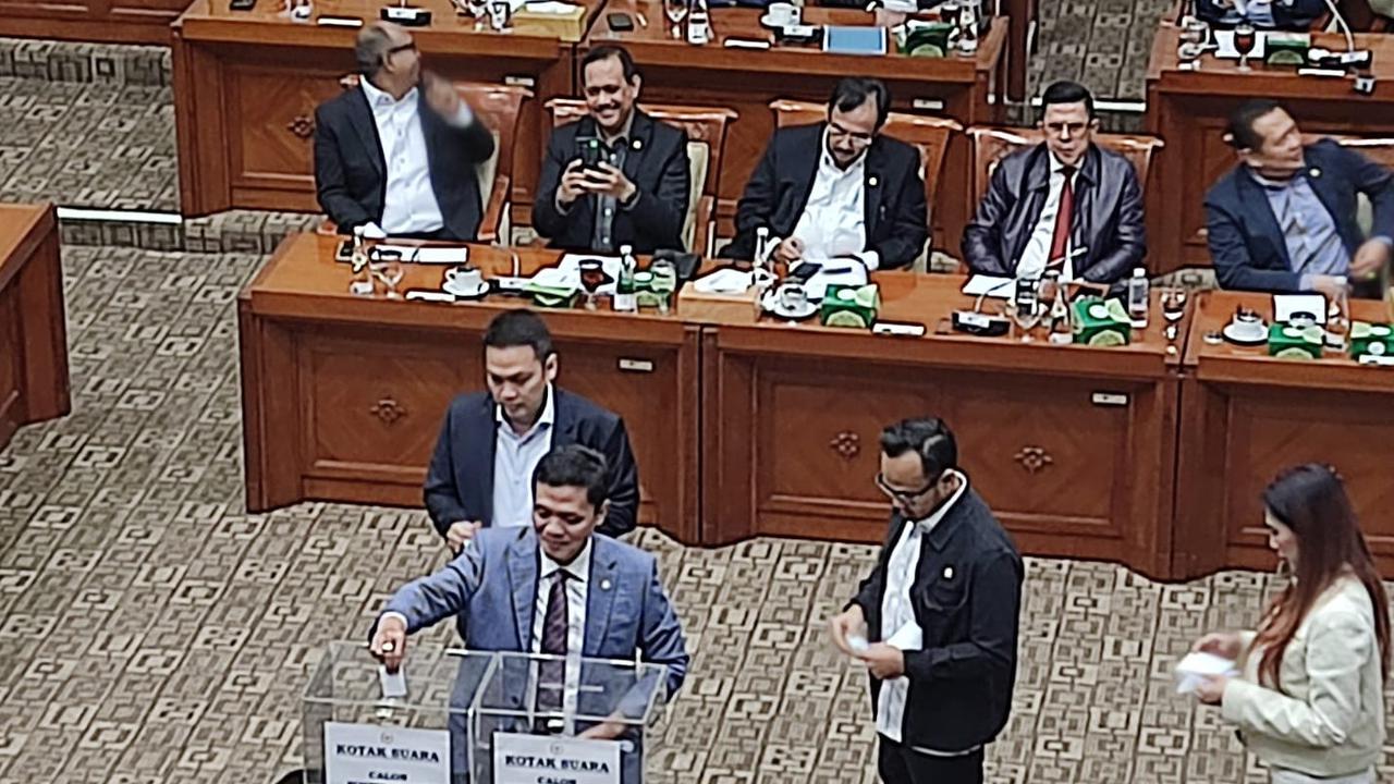 Membedah Latar Belakang Dewas Baru KPK, Ada Pensiunan Jenderal Polisi hingga Mertua Kiky Saputri