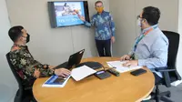 President Director & CEO Cigna Indonesia Phil Reynolds menjelaskan survei skor Kesejahteraan 360° Cigna.