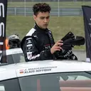 Film Gran Turismo di Vidio: Pemain Gim yang Berhasil Balapan di Lintasan Sungguhan