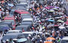 FOTO: Begini Kemacetan Parah di Sekitar JIS Usai Kampanye Akbar Anies-Muhaimin, Pendukung Jalan Kaki Berkilo-kilometer