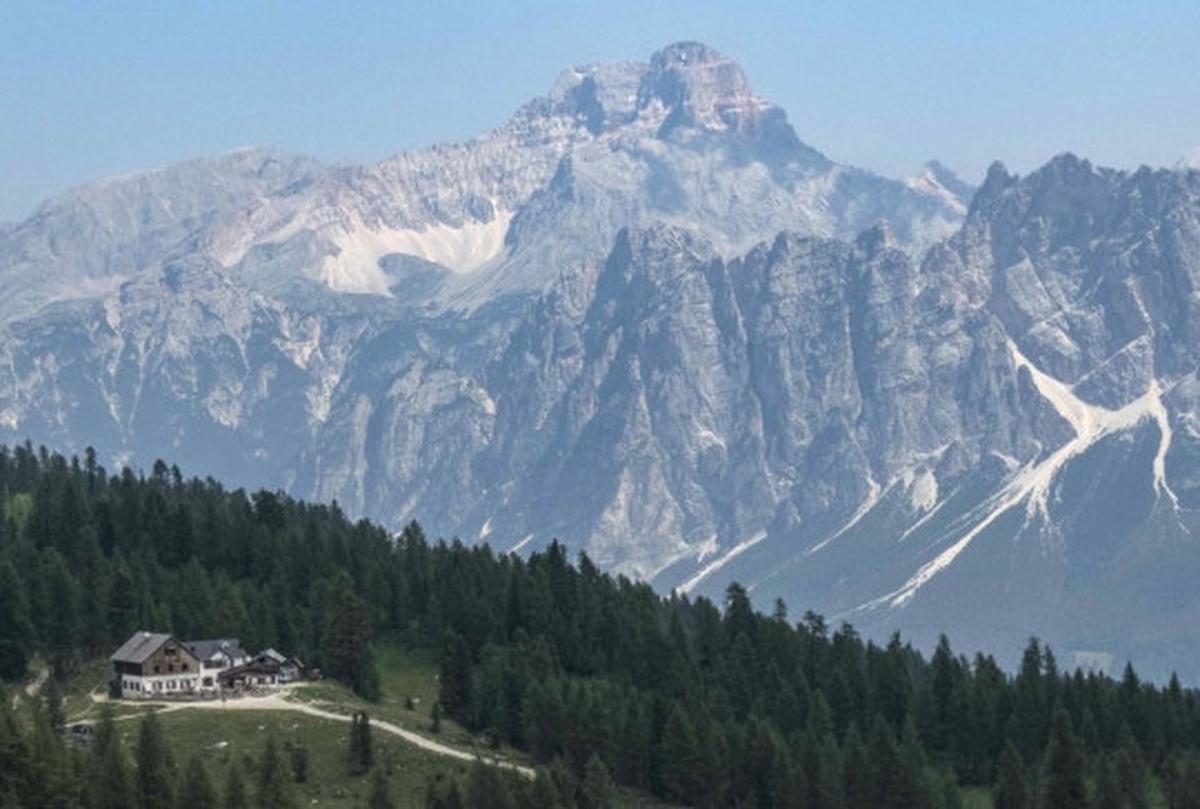 Mengunjungi Dolomite, pegunungan terindah di dunia versi UNESCO