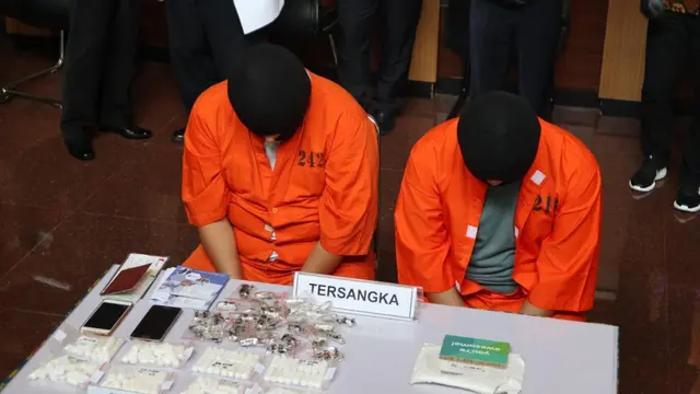 Warga Negara Peru telan kokain