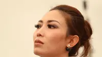 Foto profil Ayu Dewi di Preskon Dahsyat Award (Andy Masela/bintang.com)