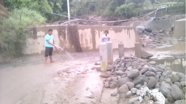 Lahar Dingin ‎Gunung Sinabung Sebabkan Jalan Terputus dan Rendam Puskesmas