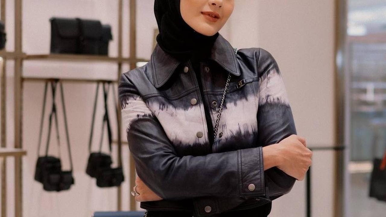 Dalam sebuah acara masak-masak yang dipandu oleh Nagita Slavina, Baim Wong sempat membandingkan Paula dengan Nagita. Di momen tersebut, Baim tidak memberikan apresiasi untuk masakan Paula Verhoeven, tetapi malah memuji masakan Nagita yang menurutnya selal