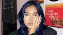 Berpacaran selama 3 tahun dan berakhir ditinggal nikah, tak sedikit netizen yang menyayangkan hubungan Marshella Aprilia dan Pratama Arhan telah kandas. Pratama Arhan dan Marshella diketahui adalah teman satu sekolah yang memutuskan untuk menjalin hubungan beda keyakinan sekitar 2021 lalu. Sudah kenal lama, disebut Marshella telah menemani karier Arhan dari nol. (Liputan6.com/IG/@marshellaprilia)