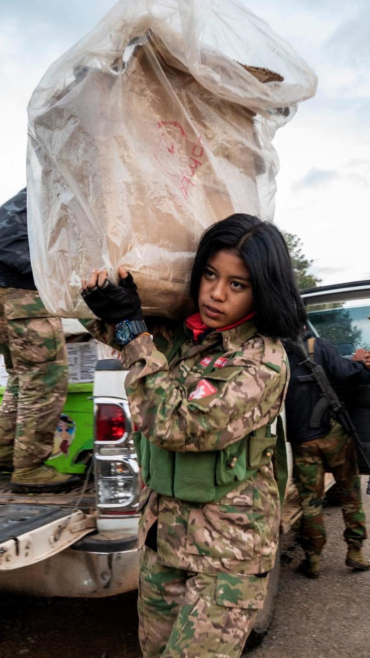 Keterlibatan milisi perempuan Myanmar sekarang ini sangat dibutuhkan untuk membantu perlawanan menghadapi junta militer.<br>