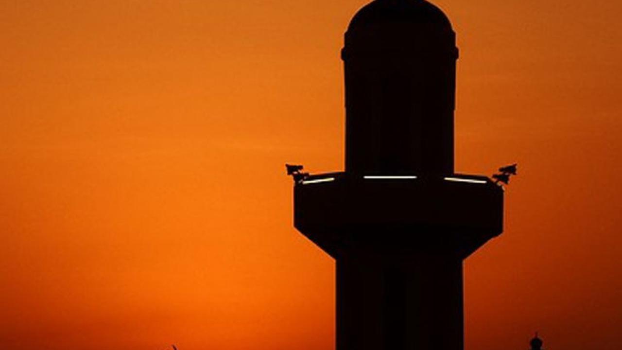 Hukum Puasa Nisfu Sya’ban<br>