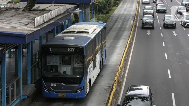 Aturan ganjil genap Jakarta.