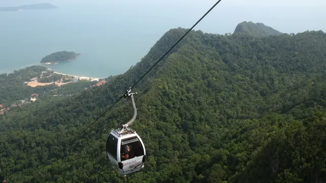 15 Tempat Wisata Di Malaysia yang Wajib Dikunjungi, Dari Alam Hingga Bangunan Bersejarah