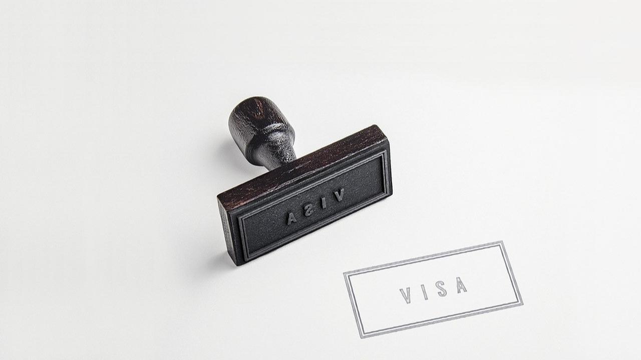 Investor Asing di Amerika Bisa Dapat Visa Gold Card, Harganya Rp82.6 Miliar