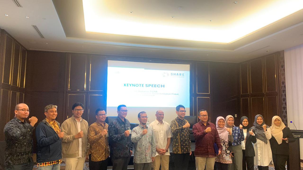 Unit Kegiatan Khusus Penelitian dan Pengabdian Masyarakat (UKKPPM) Smart City Universitas Indonesia (UI) melaksanakan finalisasi proyek penelitian bertajuk “Supporting Holistic and Actionable Research in Education (SHARE)”.