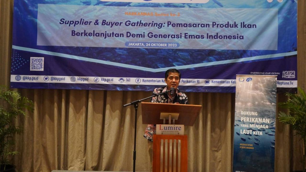 Jumlah ini meningkat 3,83% dibanding tahun 2021 sebesar 55,16 kg/kapita/tahun setara ikan utuh segar.<br>