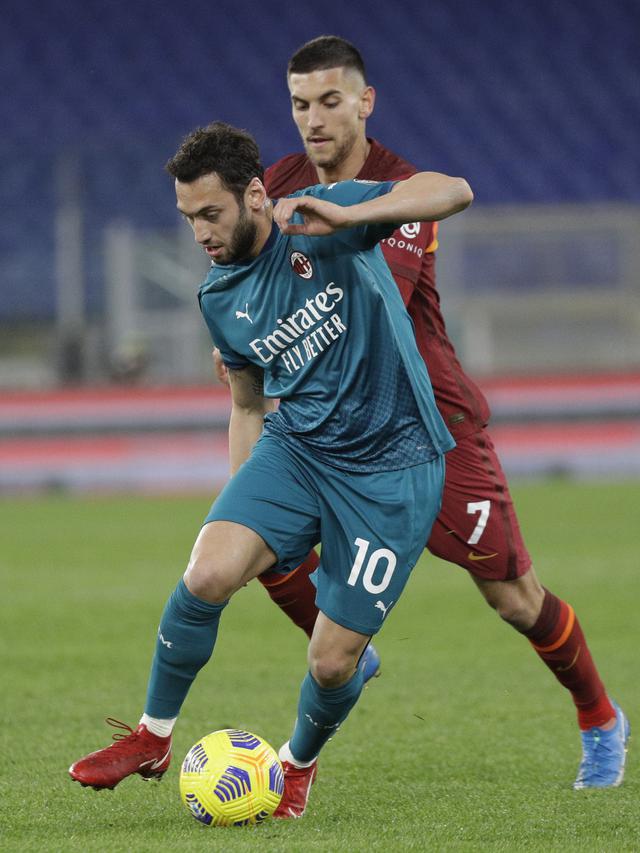 Gol Rebic dan Kessie Antar AC Milan Taklukkan AS Roma