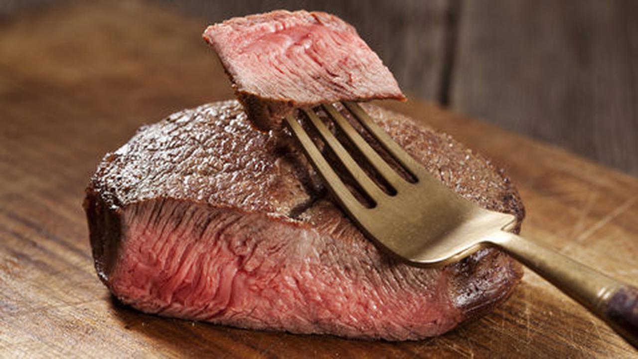 Cara buat hidangan daging merah lebih sehat, khususnya saat diet