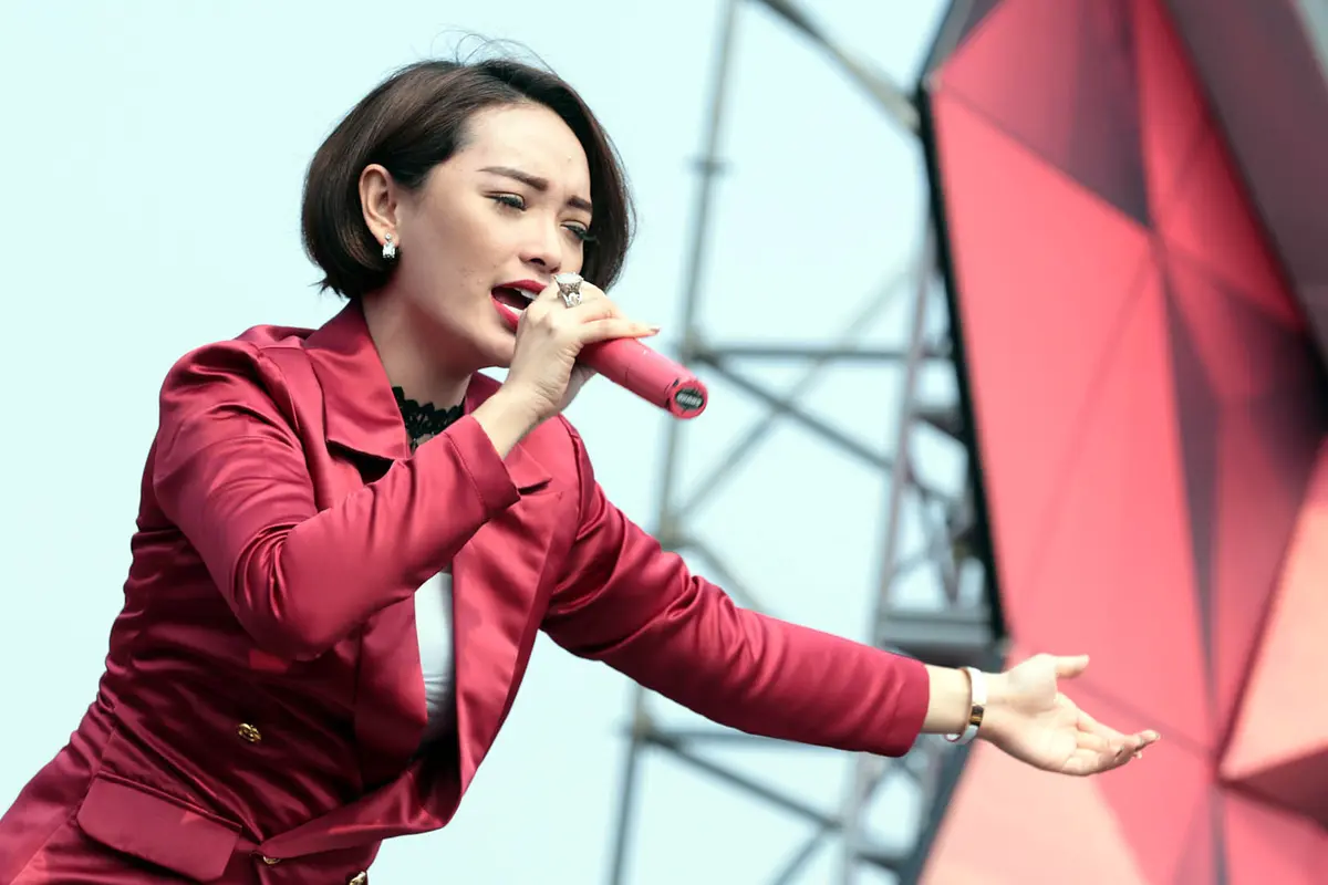 [Bintang] Zaskia Gotik