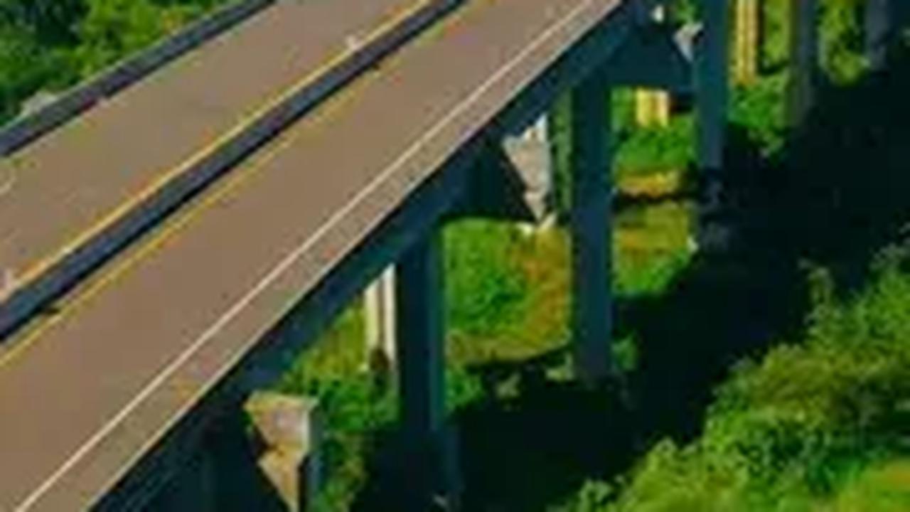 Pemerintah Lanjutkan Pembangunan Jalan Tol Bocimi hingga ke Bandung