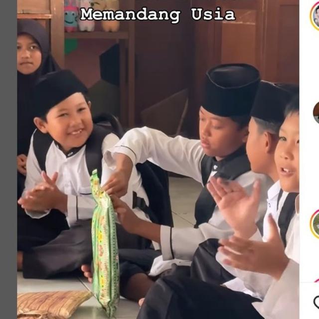 Viral Siswa Dibelikan Baju Lebaran Baru oleh Teman-Teman Sekelasnya.  foto: (dok.Instagran @bin.sofyan/https://www.instagram.com/p/DHAtjmtJhQO/Henry)