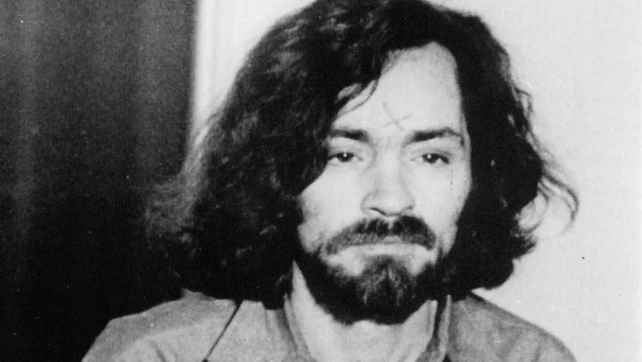 Charles Manson, pemimpin Manson Family (Sumber: The Hollywood Reporter)