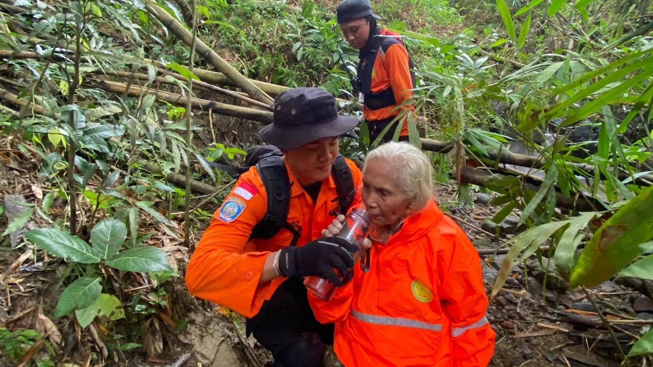 Cerita Perjuangan Nenek 84 Tahun Tiga Hari Tak Makan Akibat Tersesat di Hutan Kalialang Semarang