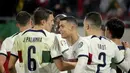 Para pemain Timnas Portugal merayakan gol yang dicetak Cristiano Ronaldo ke gawang Luksemburg pada laga Grup J Kualifikasi Euro 2024 di Stade de Luxembourg, Luksemburg (26/3/2023). Portugal menjadi tim tersubur dengan mengoleksi 10 gol tanpa kebobolan di Grup J. Cristiano Ronaldo dkk sukses menghajar Liechtenstein 4-0 dan Luksemburg 6-0. (AP Photo/Olivier Matthys)