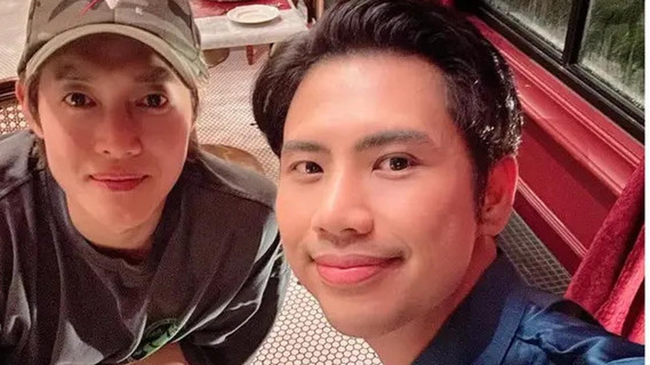 6 Foto Pertemuan Ricky Cuaca dan Kim Hyun Joong di Jakarta, Tunjukkan Keakraban