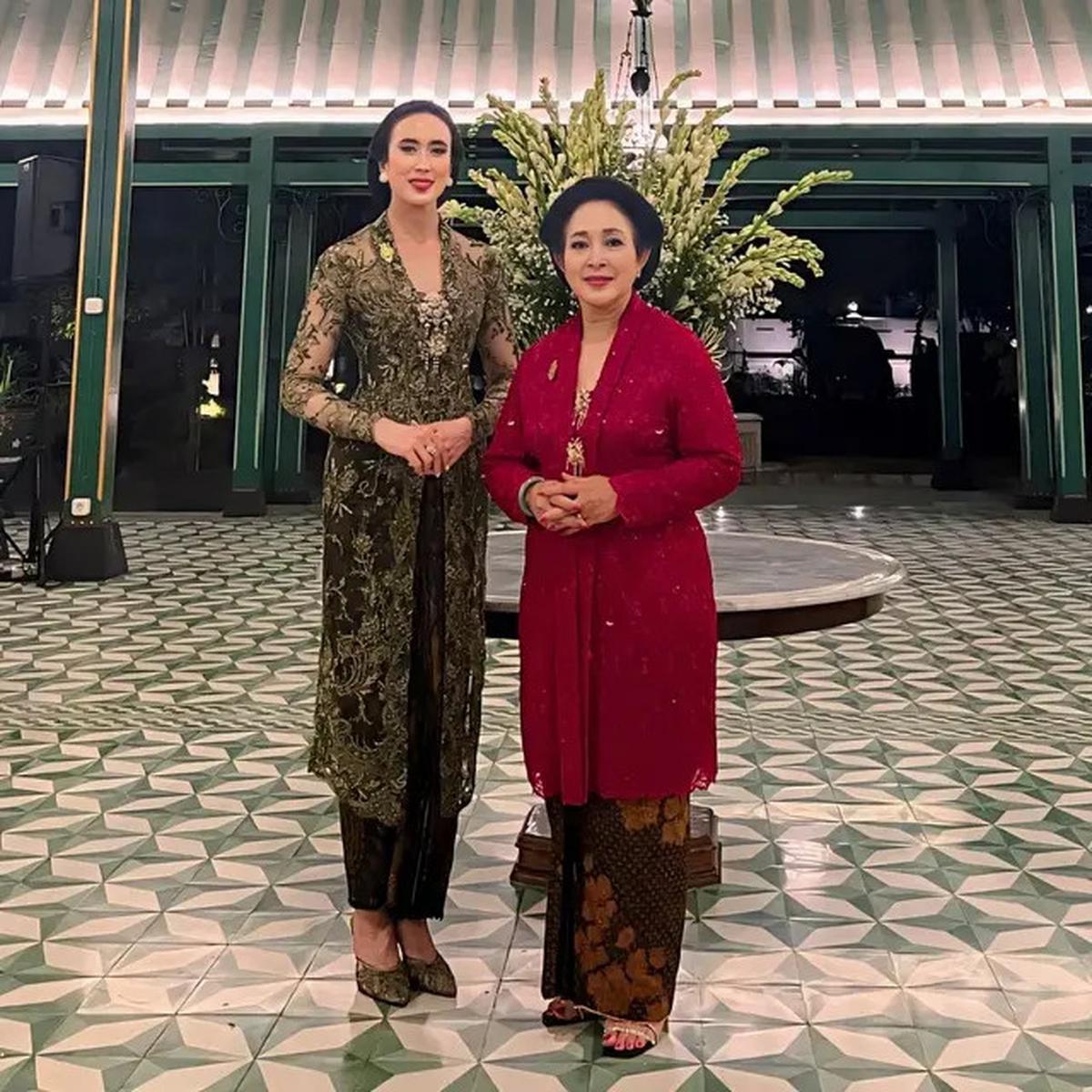 Inspirasi 6 Gaya Kebaya Menpar Widiyanti Putri Wardhana, Ada yang Kompak dengan Titiek Soeharto