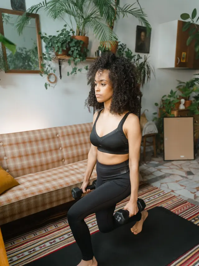 Contoh ilustrasi gerakan lunges