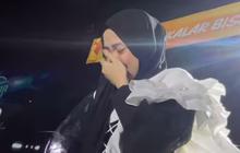 Nissa Sabyan Menangis di Atas Panggung, Air Mata Tak Tutupi Hujatan Warganet