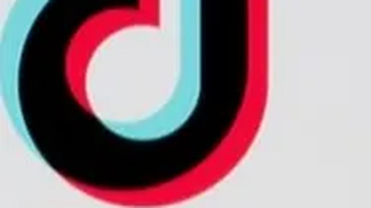 Kalah Saing dengan Produk Impor di TikTok Shop, UMKM Konveksi Sweater Gulung Tikar