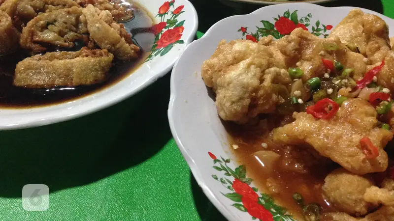Kuliner Malam Jumat: Mencicipi Ayam Malaya, Menu Favorit Warung Gaul Menteng