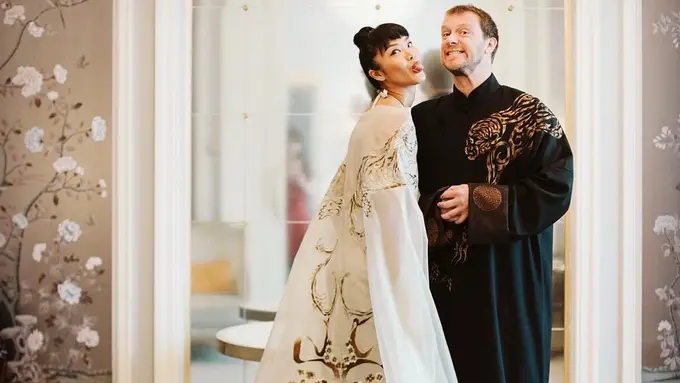 [Bintang] Tak Kalah dari Kimmy Jayanti, Begini Gaun Pernikahan Kelly Tandiono yang Super Charming