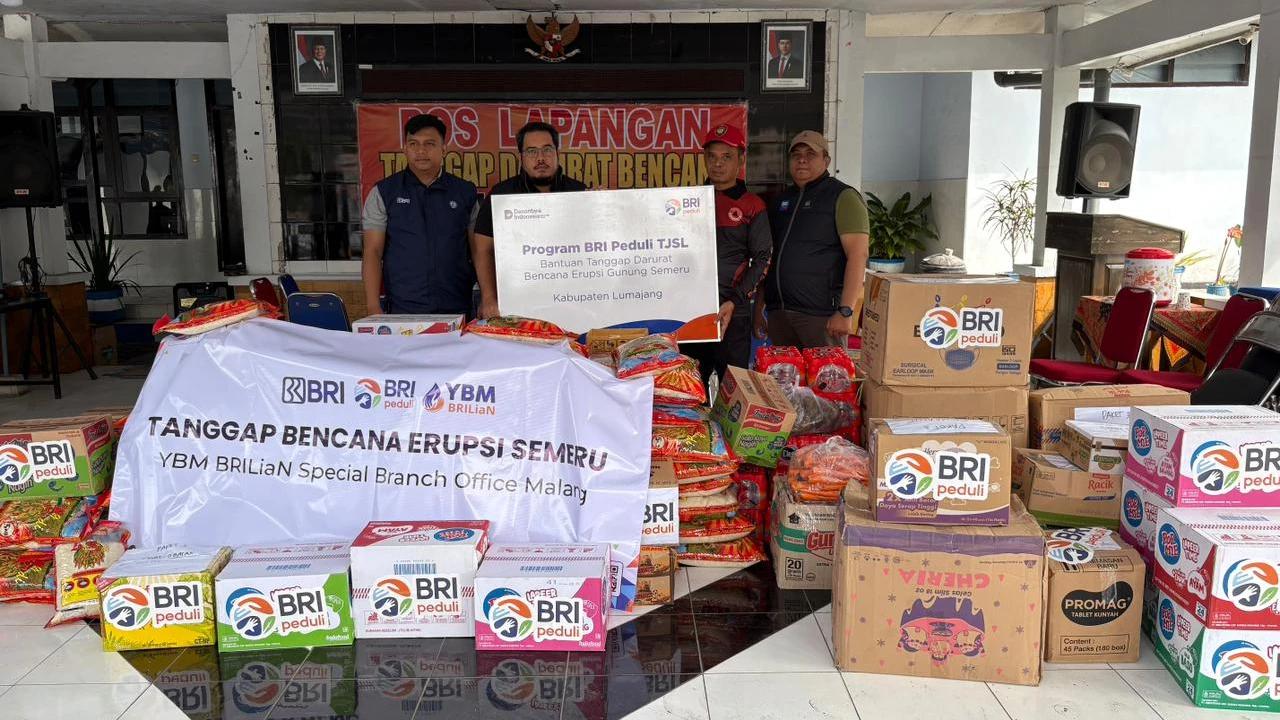 FOTO: BRI Peduli Salurkan Bantuan Bagi Warga Terdampak Erupsi Semeru