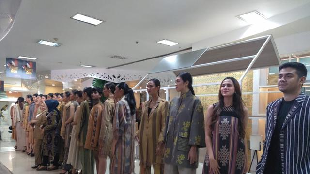Peragaan Busana Eco Fashion Week 2019