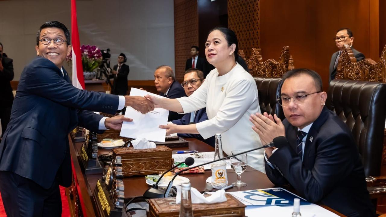 Puan Pimpin Paripurna Persetujuan Fit and Proper Test Ricky Gozali Jadi Deputi Gubernur BI