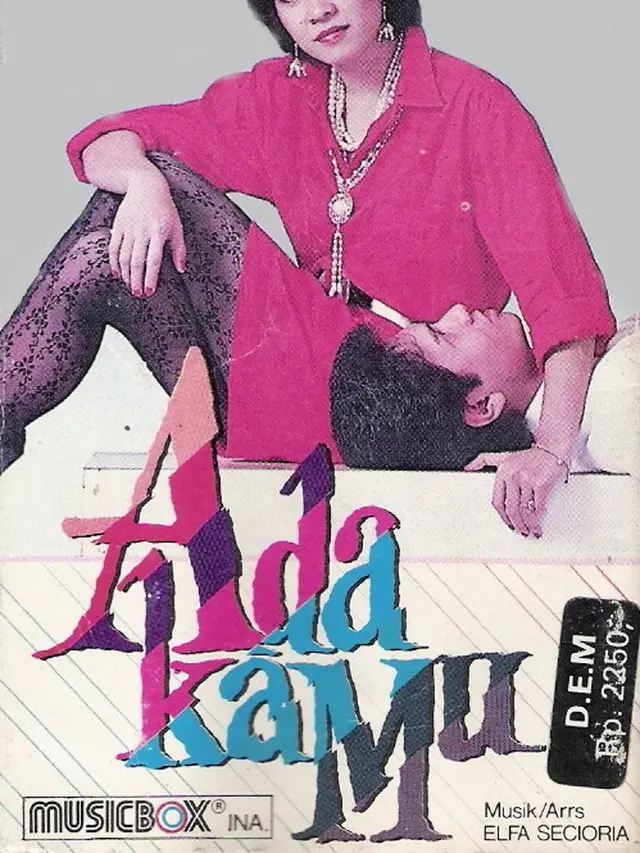 Irianti Erningpraja dalam album Ada Kamu. (Foto: Dok. indolawas.blogspot.com/ Istimewa)