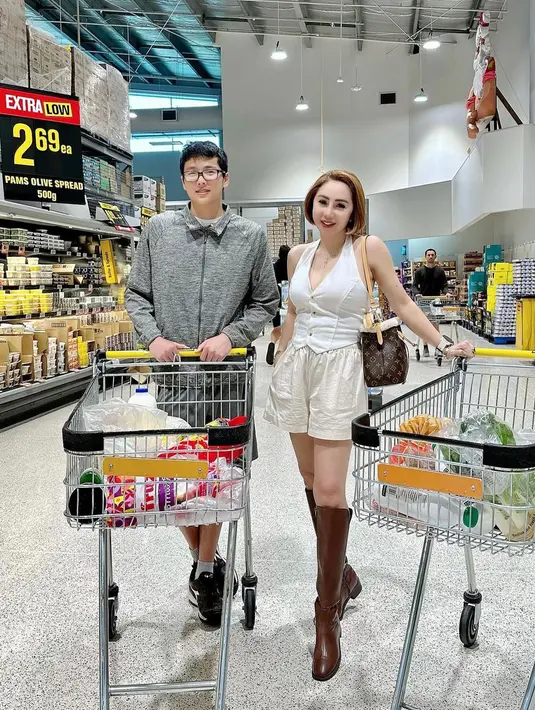 [Instagram/femmypermatasari]