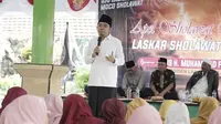 Gus Fawait, Presiden Laskar Sholawat Nusantara mengisi ceramah Maulid Nabi Muhammad di depan ratusan emak-emak di Jember. (Istimewa).