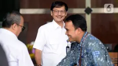 Direktur Jenderal Ketenagalistrikan (Gatrik) Kementerian ESDM, Rida Mulyana menyambangi Gedung KPK, Jakarta, Kamis (5/3/2020). Kedatangan Rida Mulyana untuk rapat kordinasi bersama Menteri ESDM Arifin Tasrif dan pimpinan KPK terkait pengolahan sampah menjadi tenaga listrik. (merdeka.com/Dwi Narwoko)