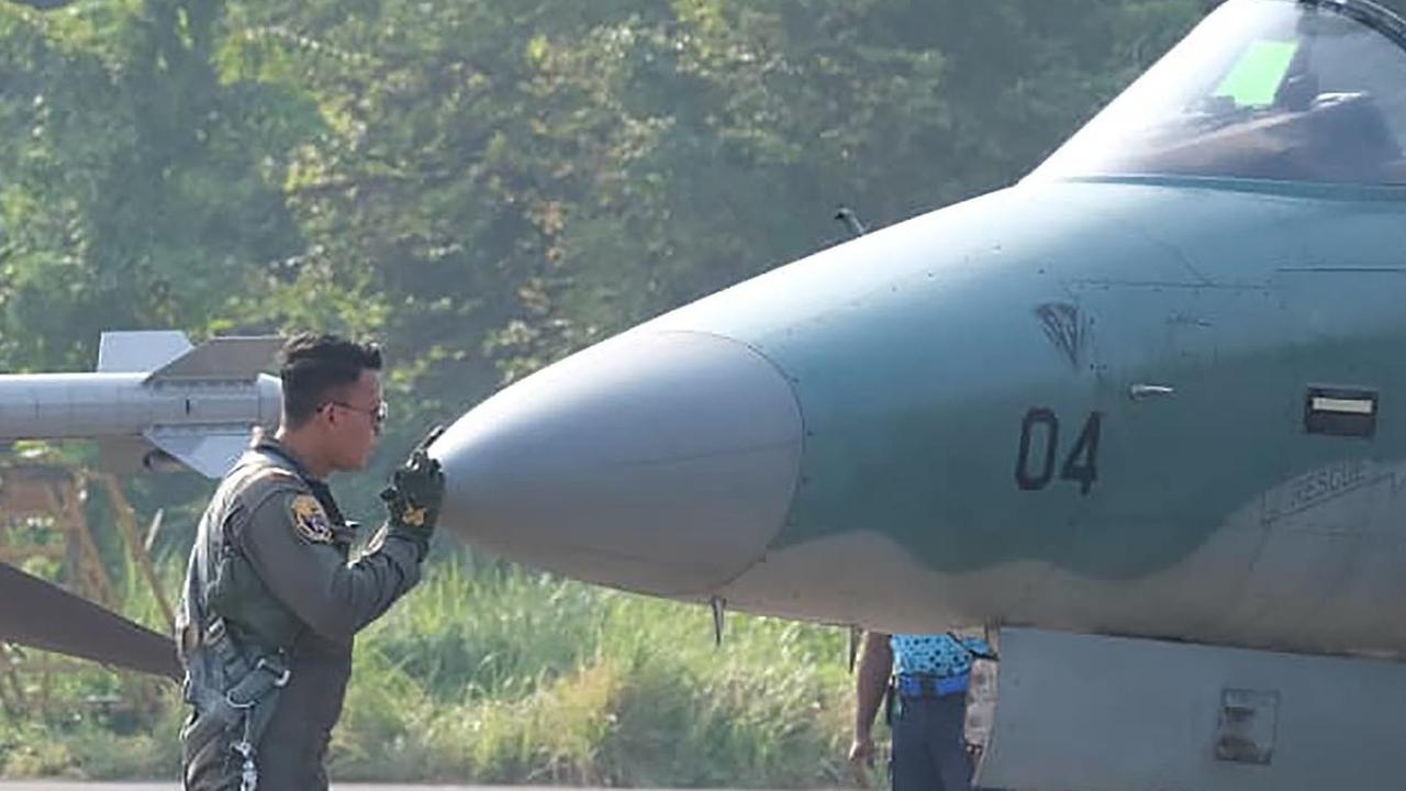 FOTO: Demo Udara HUT ke-80 TNI Sukses, Pangkoopsudnas Apresiasi Profesionalisme Personel