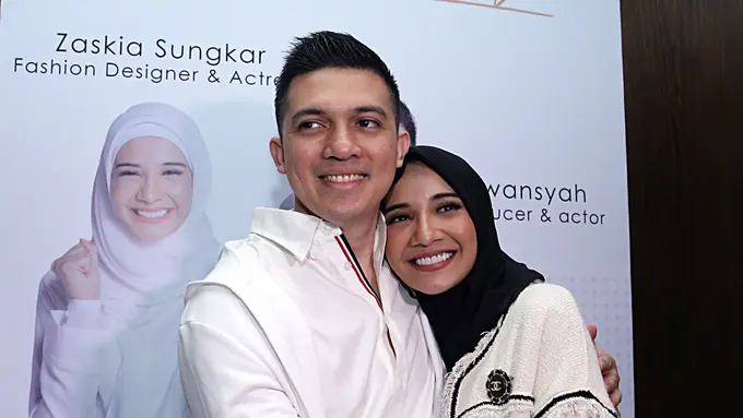 [Bintang] Zaskia Sungkar dan Irwansyah